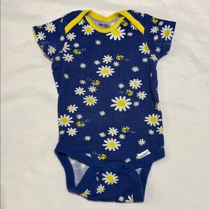 “Bundle 10/$13” Onesies brand 3-6M  Navy Daisy Bee girl short sleeve bodysuit